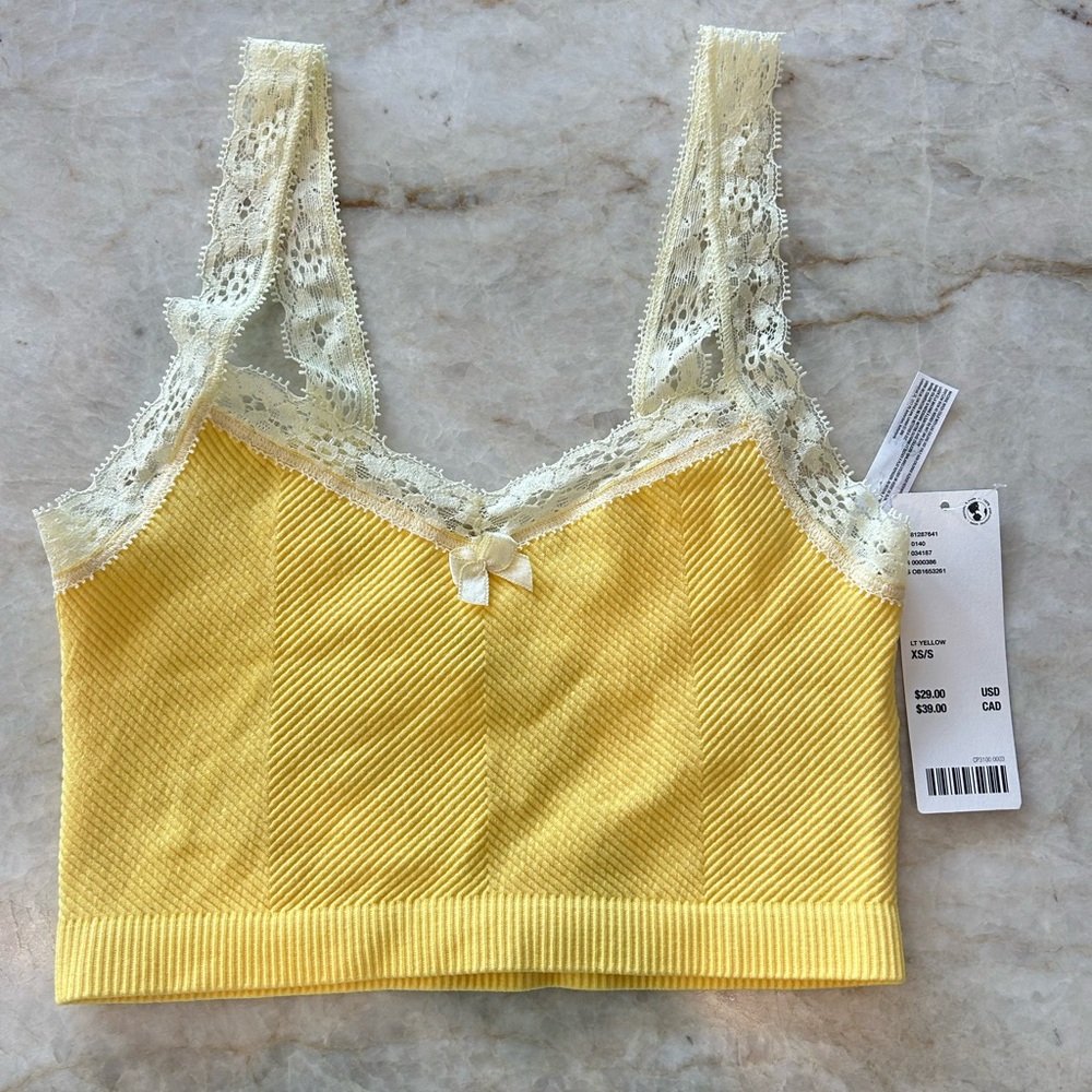 NWT Out from under yellow lace trim crop top! 💛#urban #butteryellow